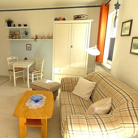 Studio 5 Im Eg Haus Stranddistel, Wunderschones Studio Fur 2 Personen In Zingst Exterior foto