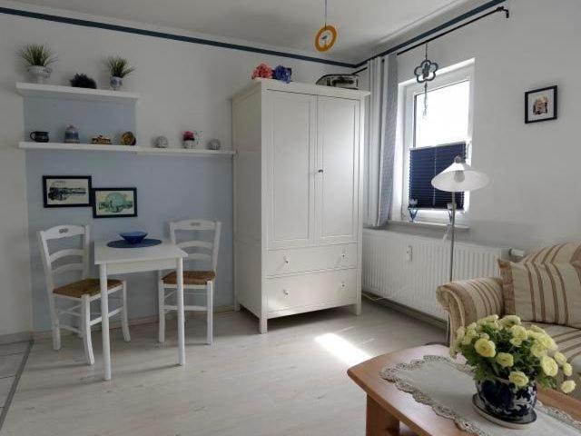 Studio 5 Im Eg Haus Stranddistel, Wunderschones Studio Fur 2 Personen In Zingst Exterior foto
